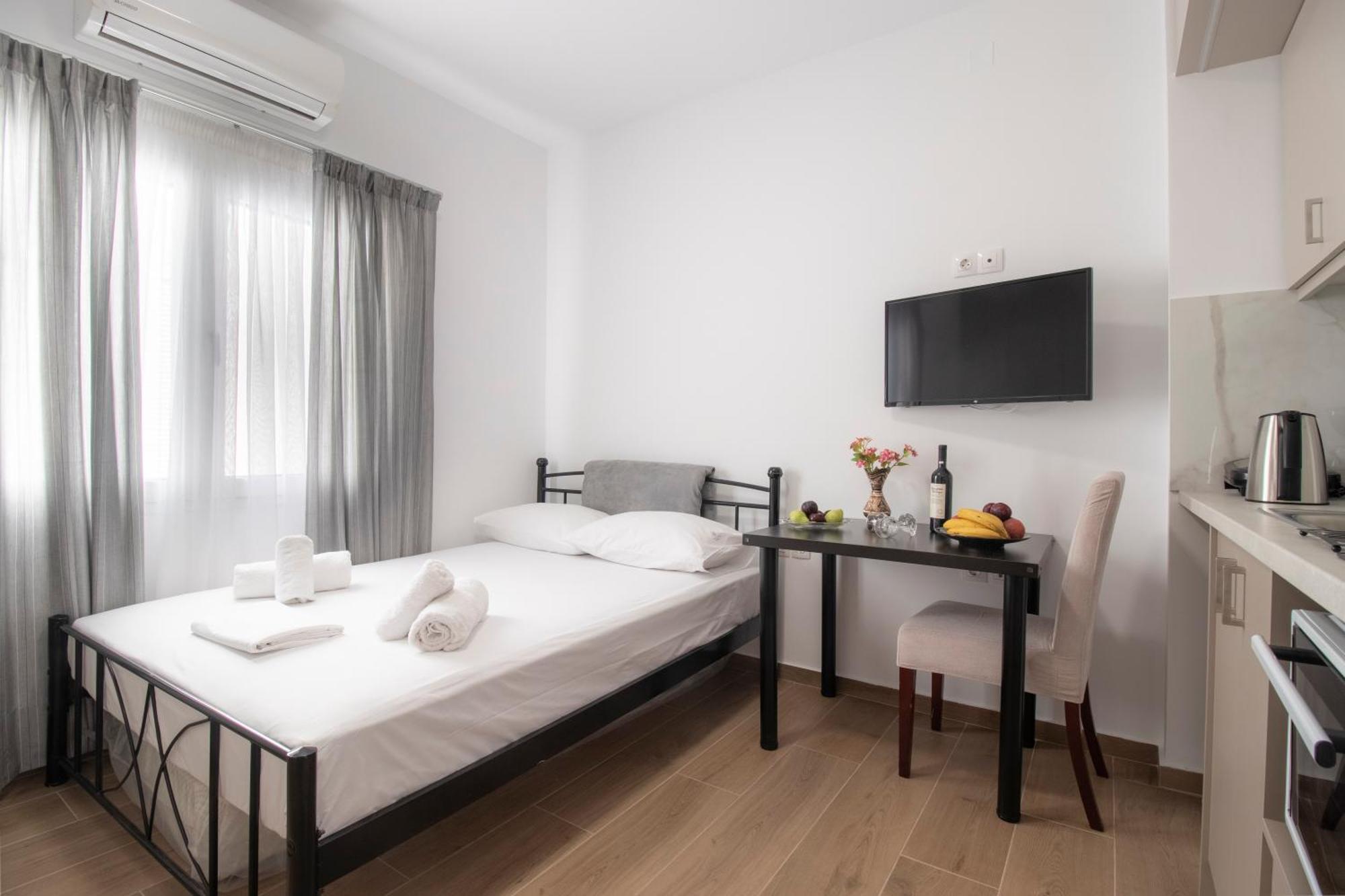 Central Park Urban Studios Ираклион Экстерьер фото