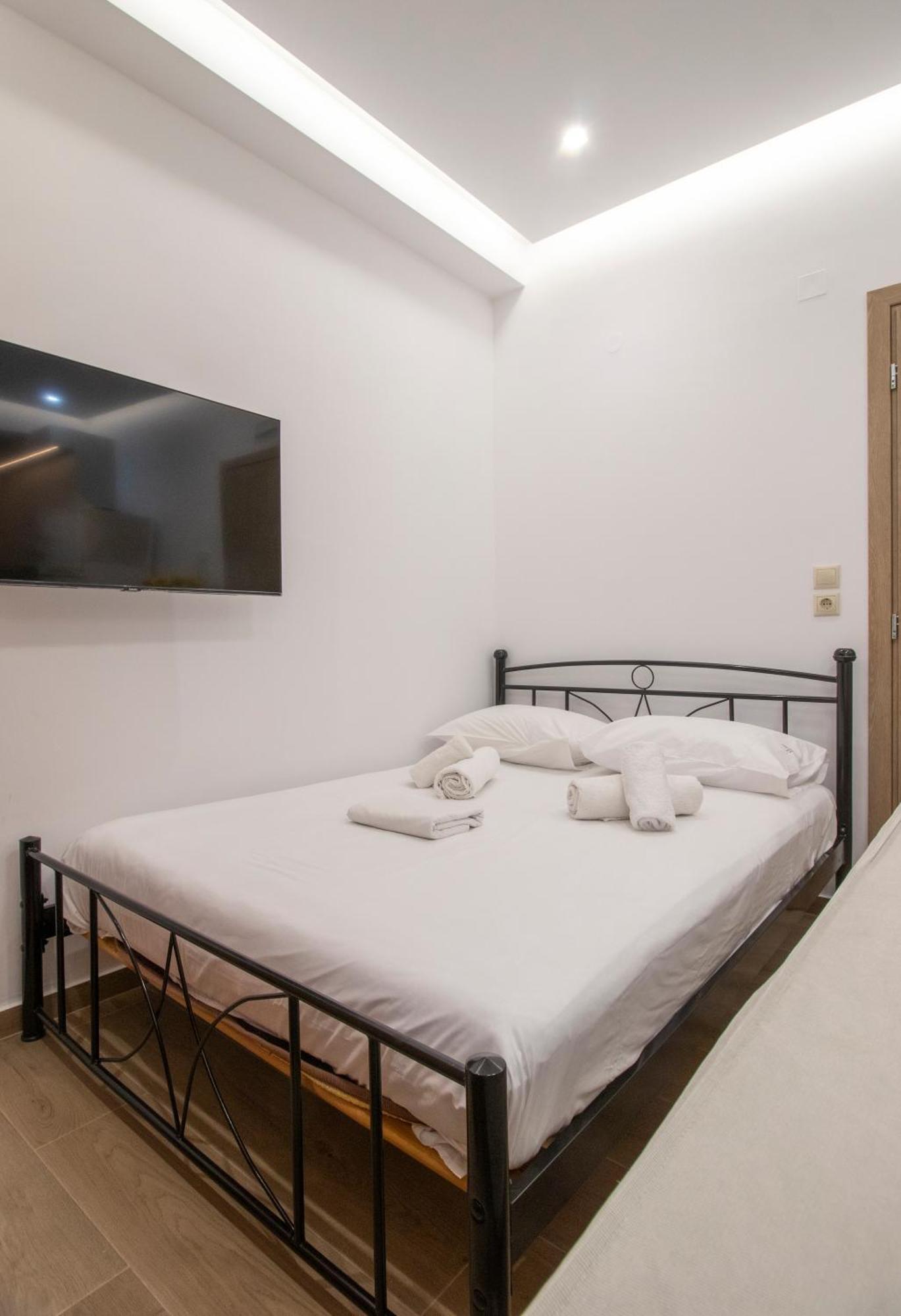 Central Park Urban Studios Ираклион Экстерьер фото