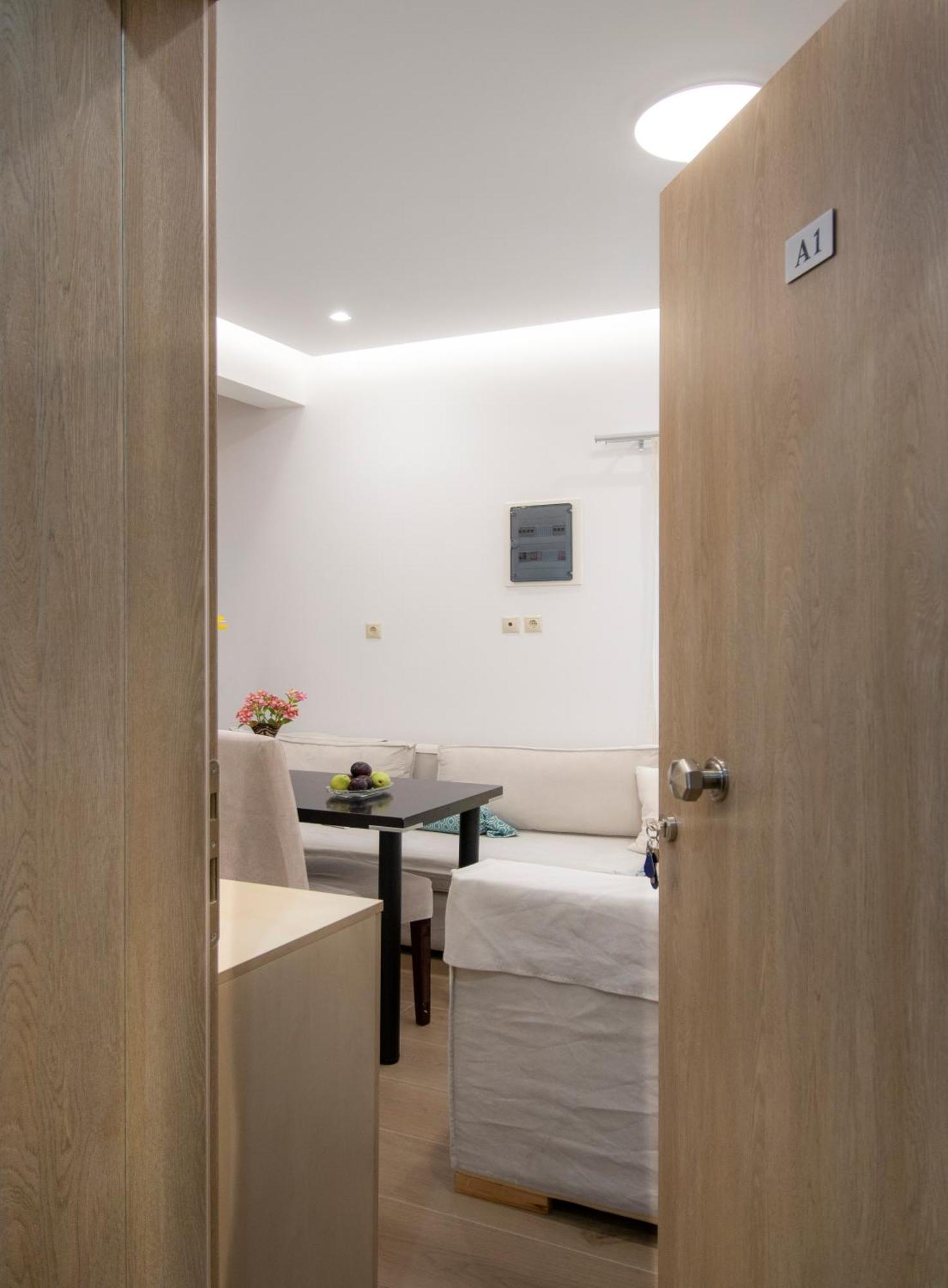 Central Park Urban Studios Ираклион Экстерьер фото