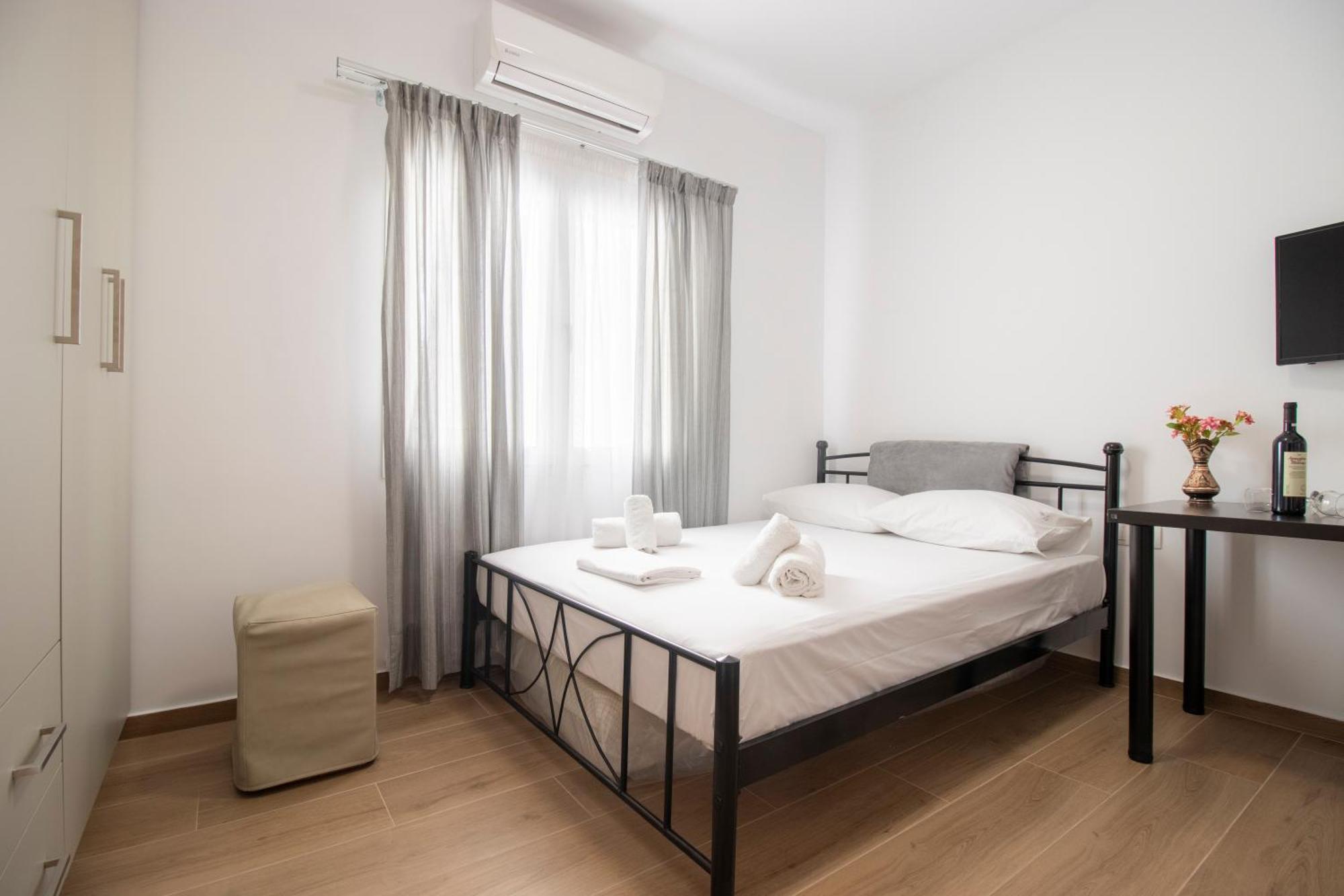 Central Park Urban Studios Ираклион Экстерьер фото