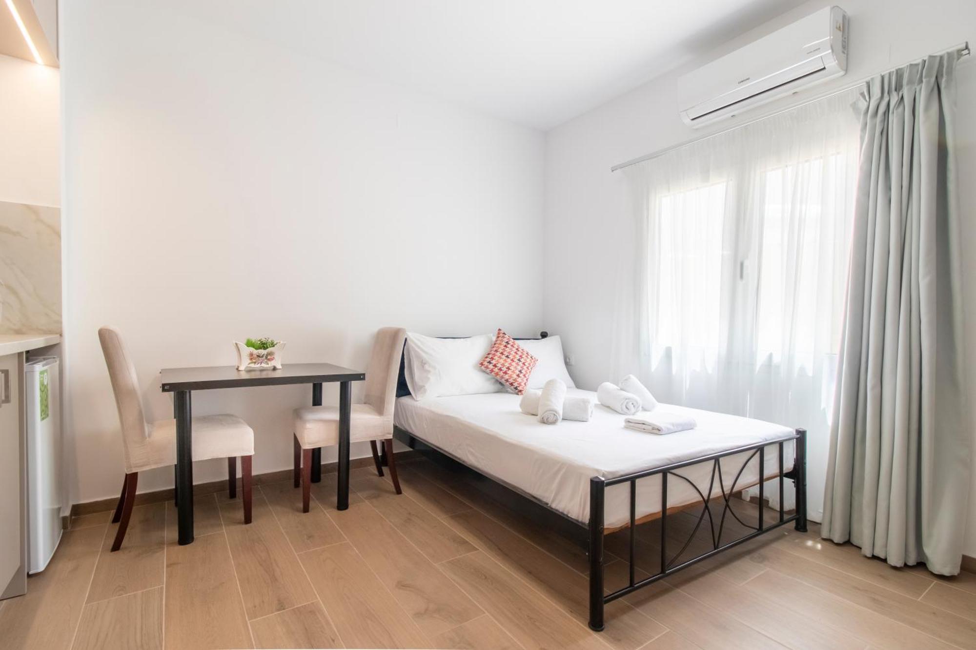 Central Park Urban Studios Ираклион Экстерьер фото