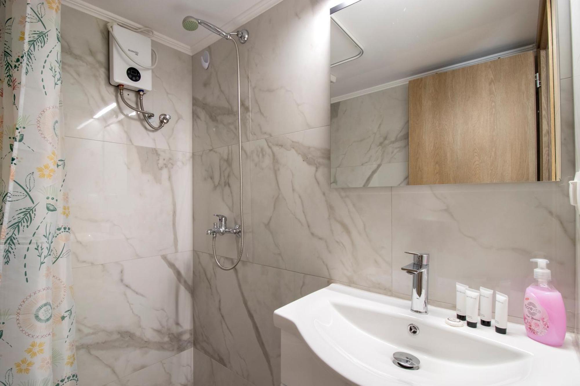 Central Park Urban Studios Ираклион Экстерьер фото