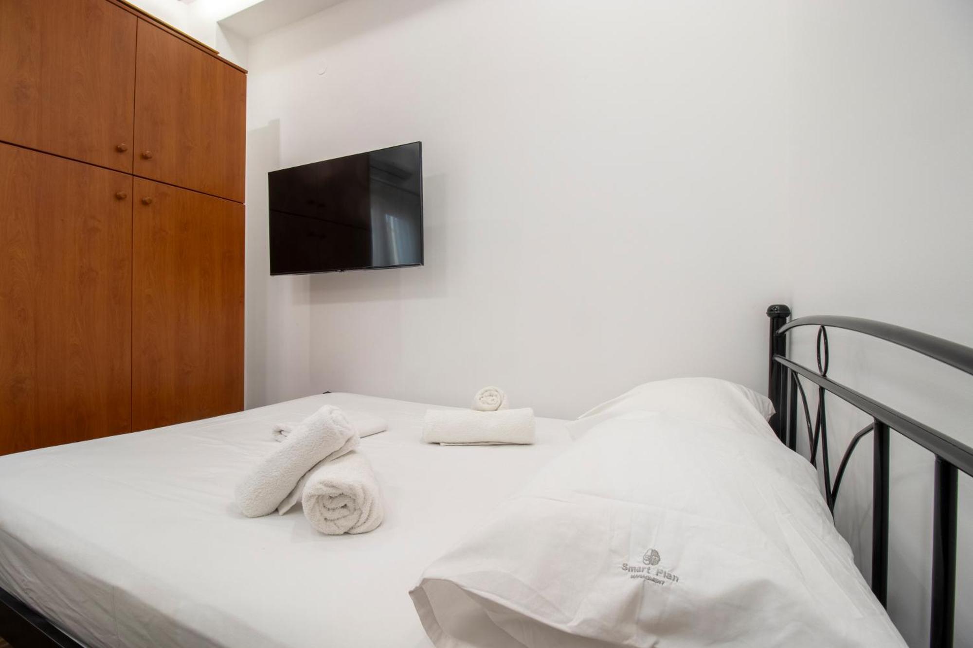 Central Park Urban Studios Ираклион Экстерьер фото