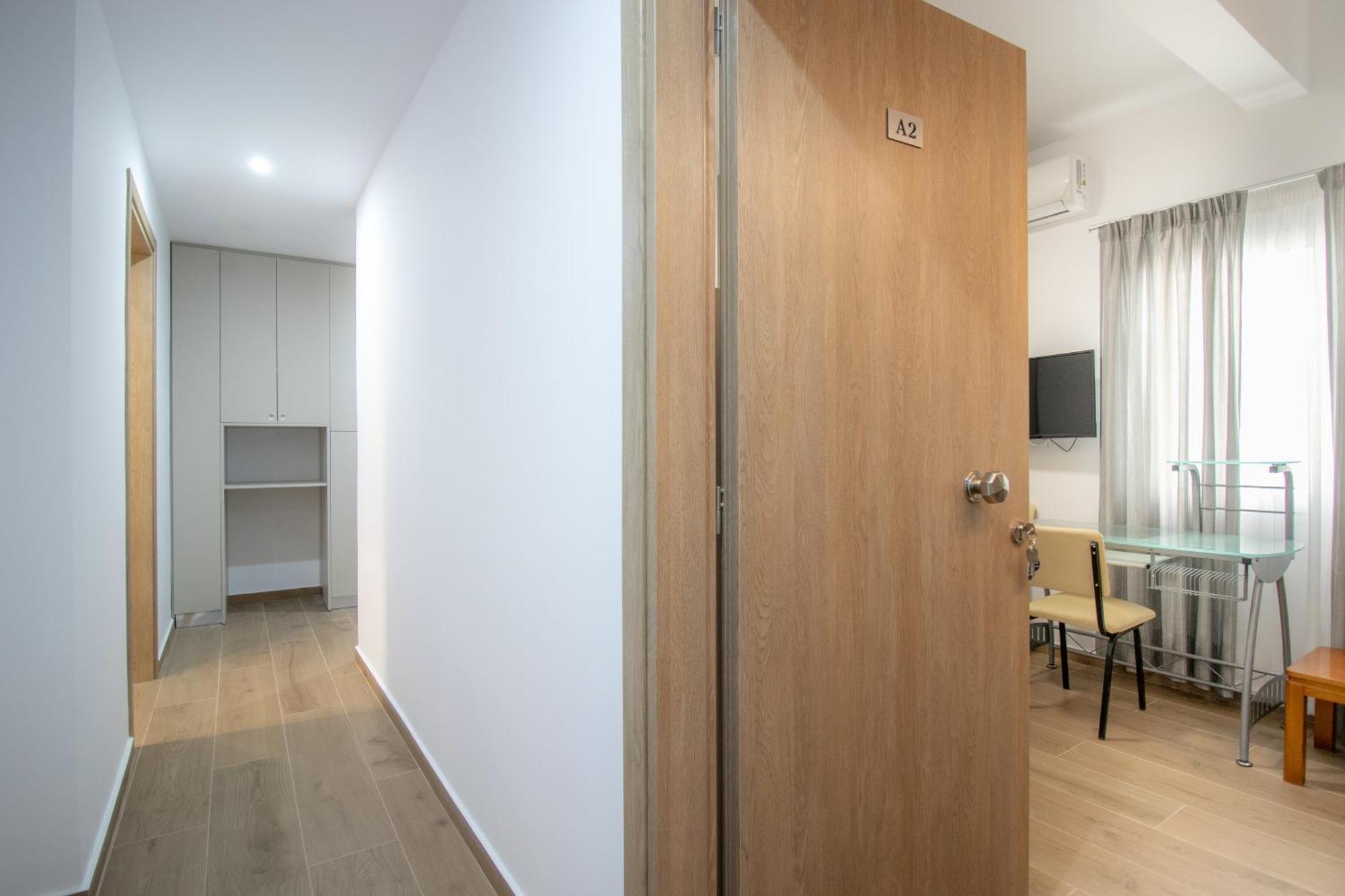 Central Park Urban Studios Ираклион Экстерьер фото